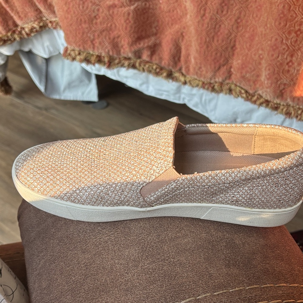 Naturalizer Pink Slip-On Sneakers